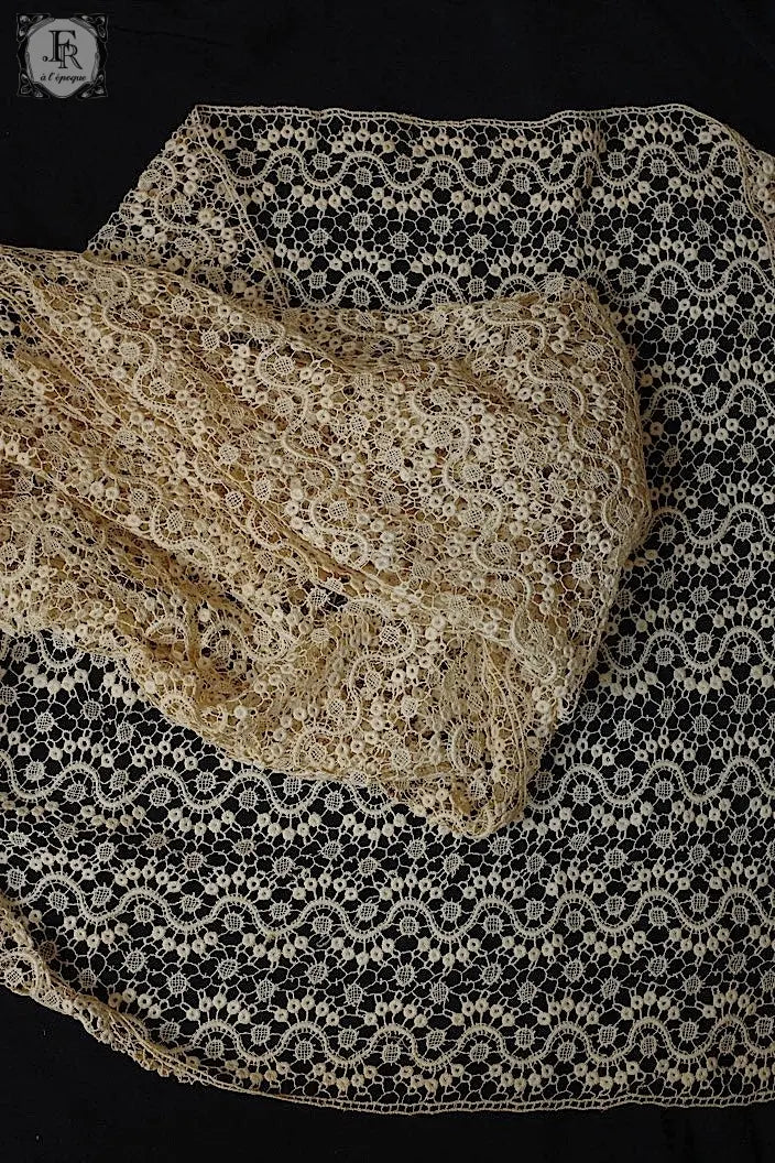アンティークレース　dentelle ancienne レース生地 .FR a l'epoque