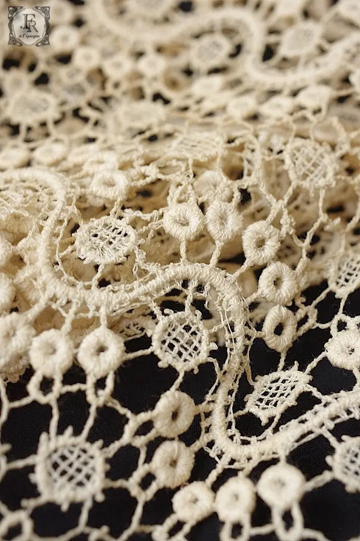 アンティークレース　dentelle ancienne レース生地 .FR a l'epoque