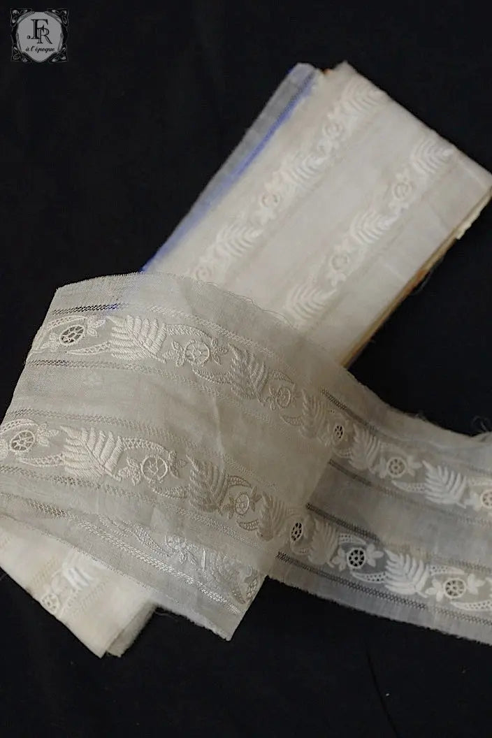 アンティークレース　dentelle ancienne 刺繍テープ .FR a l'epoque