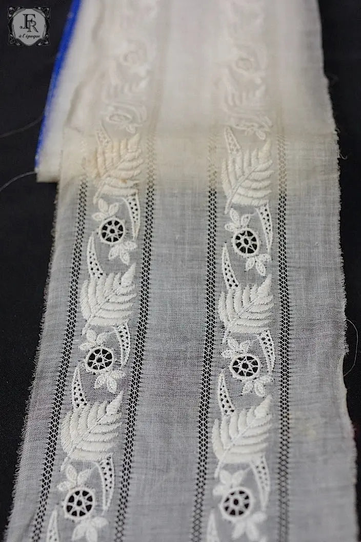 アンティークレース　dentelle ancienne 刺繍テープ .FR a l'epoque