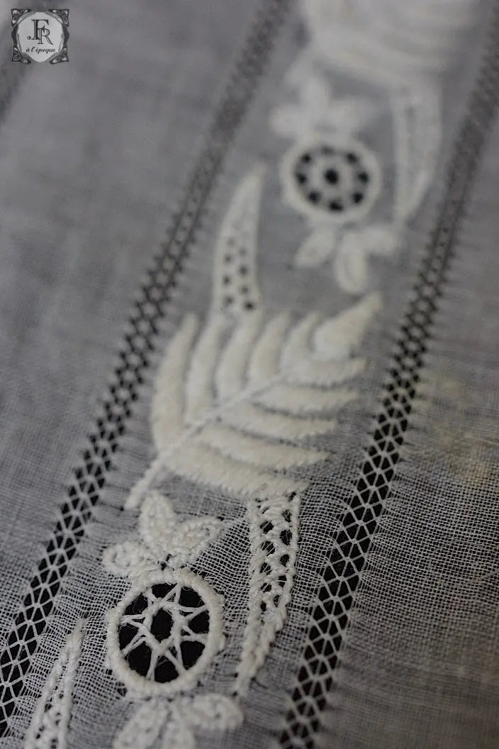 アンティークレース　dentelle ancienne 刺繍テープ .FR a l'epoque