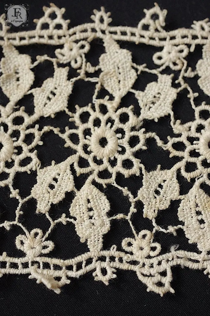 アンティークレース　dentelle ancienne  ギピュールレース .FR a l'epoque