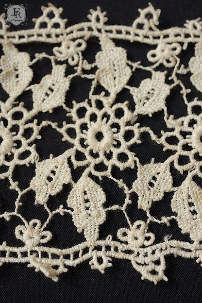 アンティークレース　dentelle ancienne  ギピュールレース .FR a l'epoque