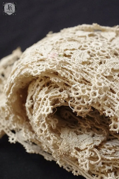 アンティークレース　dentelle ancienne  ギピュールレース .FR a l'epoque