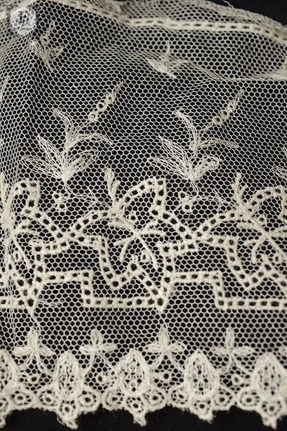 アンティークレース　dentelle ancienne マリンヌなど .FR a l'epoque