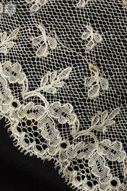 アンティークレース　dentelle ancienne マリンヌなど .FR a l'epoque