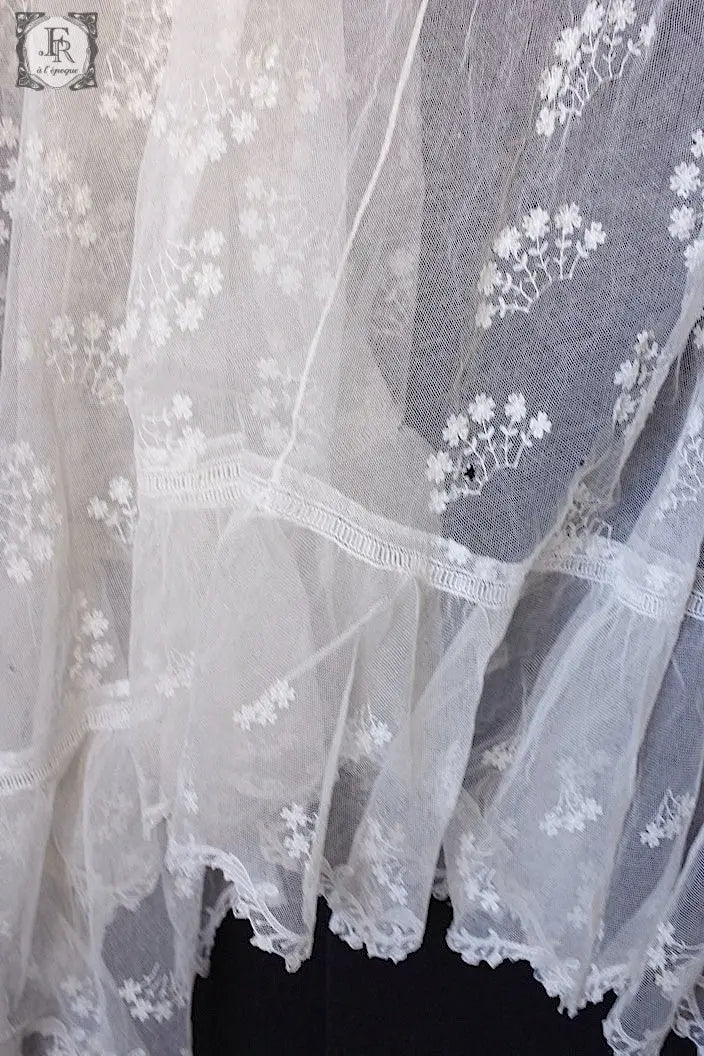 アンティークレース　dentelle ancienne 天蓋用レース生地 .FR a l'epoque