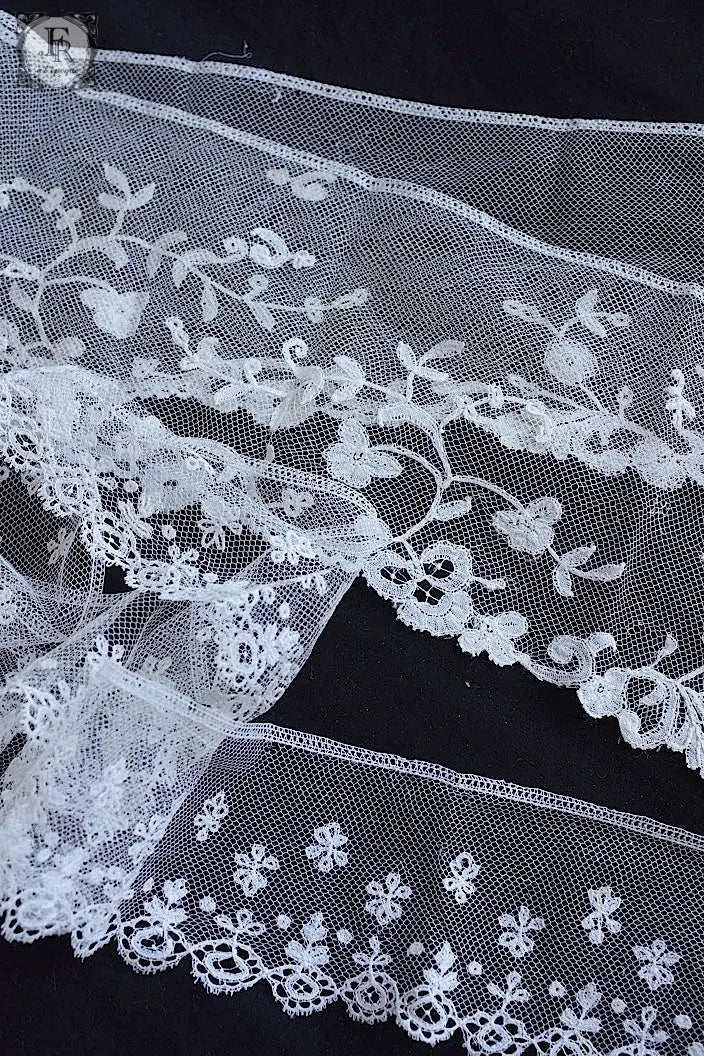 アンティークレース　dentelle ancienne アプリカッションアングレテール 65cm 125cm .FR a l'epoque