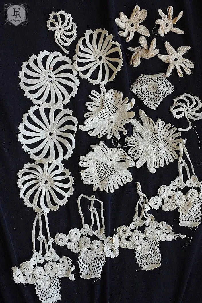 アンティークレース　dentelle ancienne モチーフ　18個 .FR a l'epoque