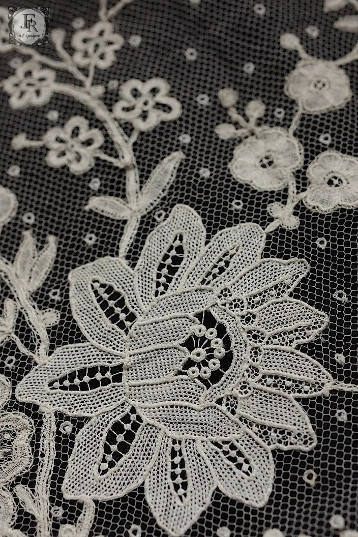アンティークレース　dentelle ancienne アプリカッションアングレテール　210cm .FR a l'epoque