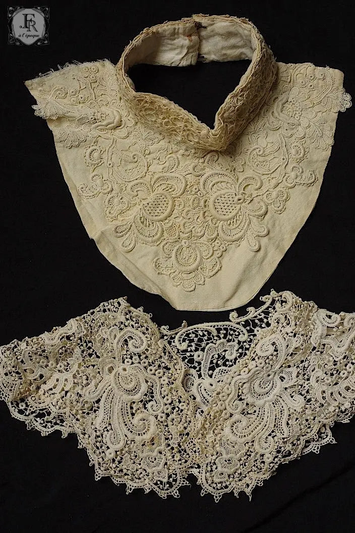 アンティークレース　dentelle ancienne 襟2つ .FR a l'epoque