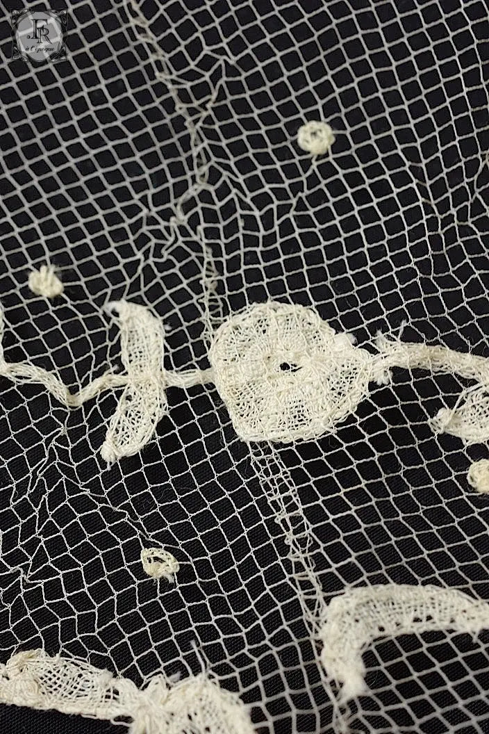 アンティークレース　dentelle ancienne ベール　2つ .FR a l'epoque