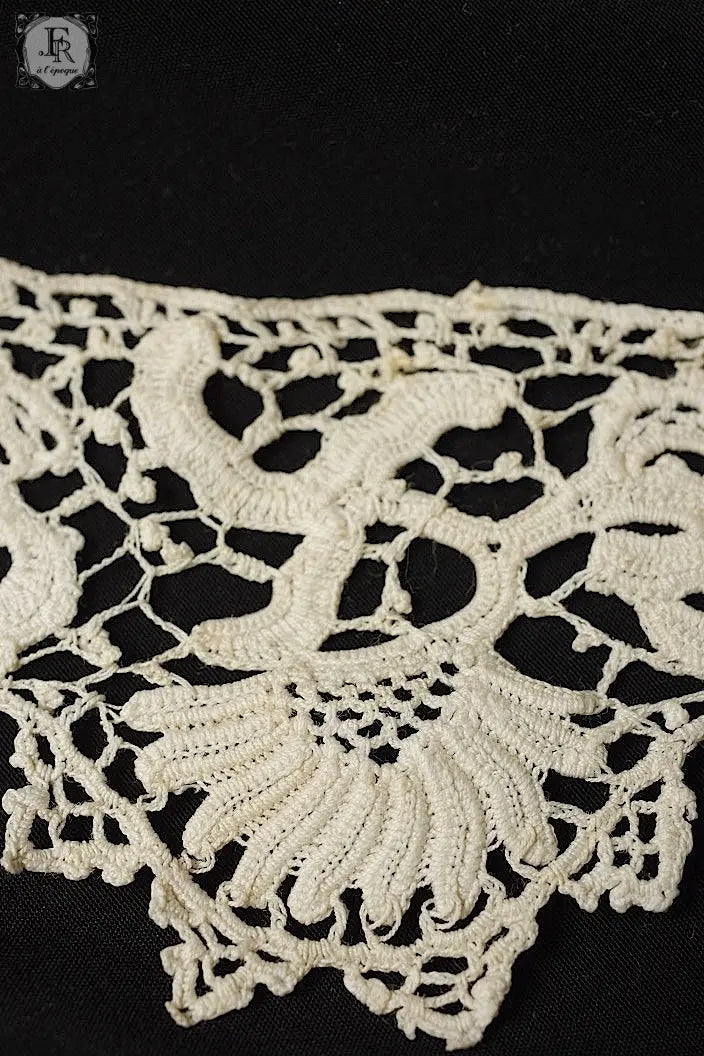 アンティークレース　dentelle ancienne クロシェレース2つ .FR a l'epoque