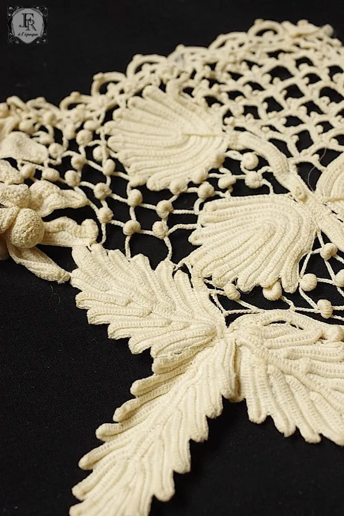 アンティークレース　dentelle ancienne クロシェレース2つ .FR a l'epoque