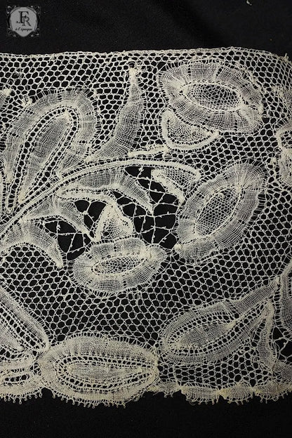 アンティークレース　dentelle ancienne ボビンレース　410cm .FR a l'epoque