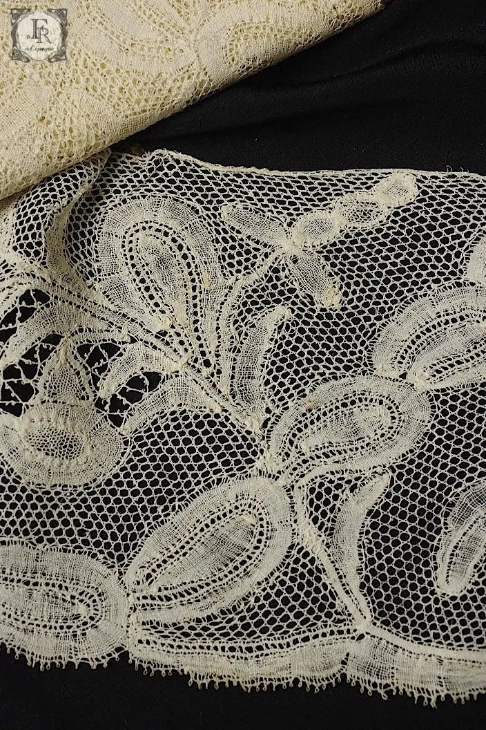 アンティークレース　dentelle ancienne ボビンレース　410cm .FR a l'epoque