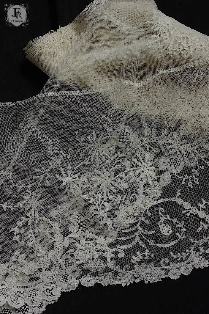 アンティークレース　dentelle ancienne アプリカッションアングレテール　430cm .FR a l'epoque