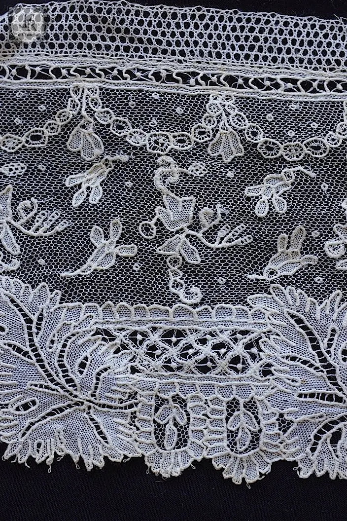 アンティークレース　dentelle ancienne ブリュクセル　93cm .FR a l'epoque