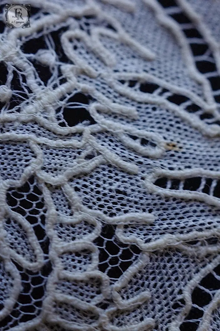 アンティークレース　dentelle ancienne ブリュクセル　93cm .FR a l'epoque