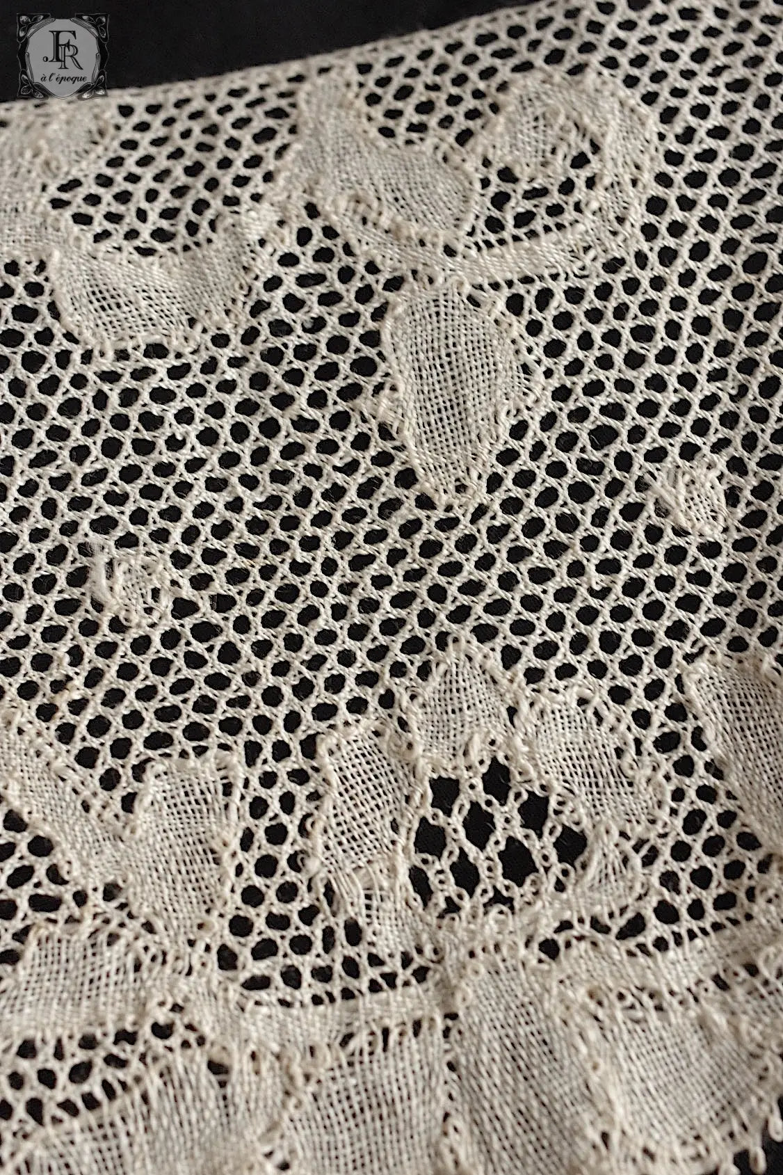 アンティークレース　dentelle ancienne antique lace  71cm 205cm .FR a l'epoque