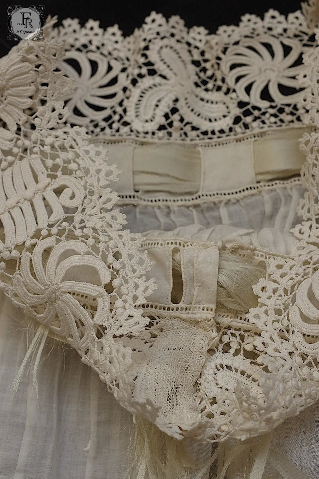 アンティークレース　dentelle ancienne antique lace 子供服　素材 .FR a l'epoque