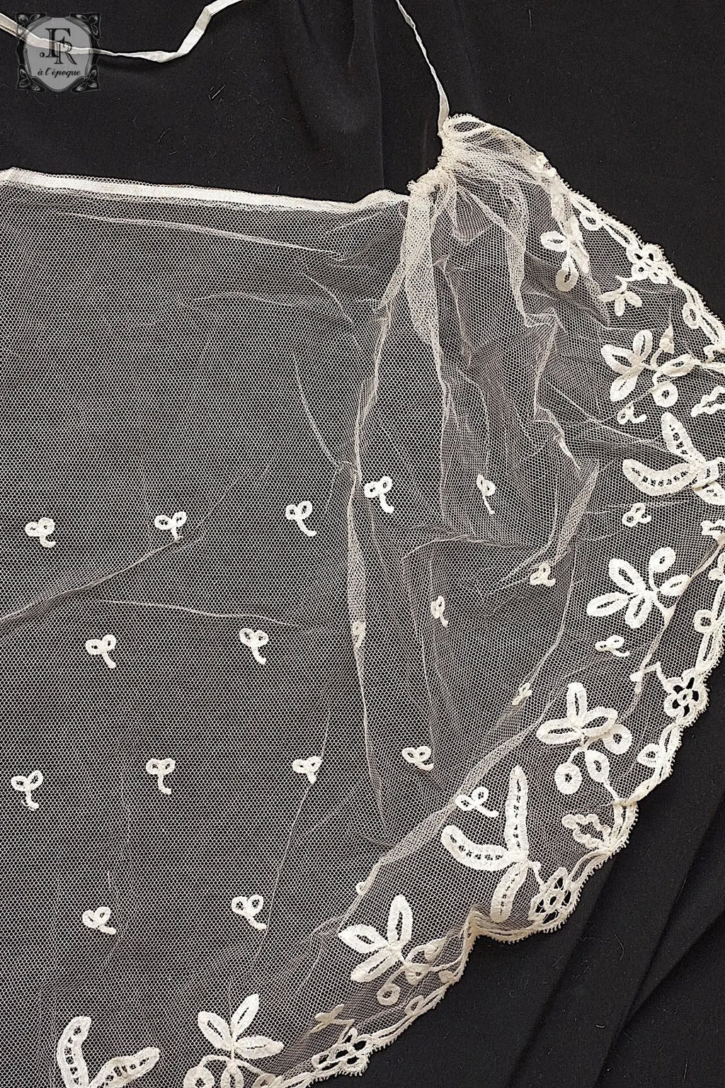 アンティークレース　dentelle ancienne antique lace ベール .FR a l'epoque
