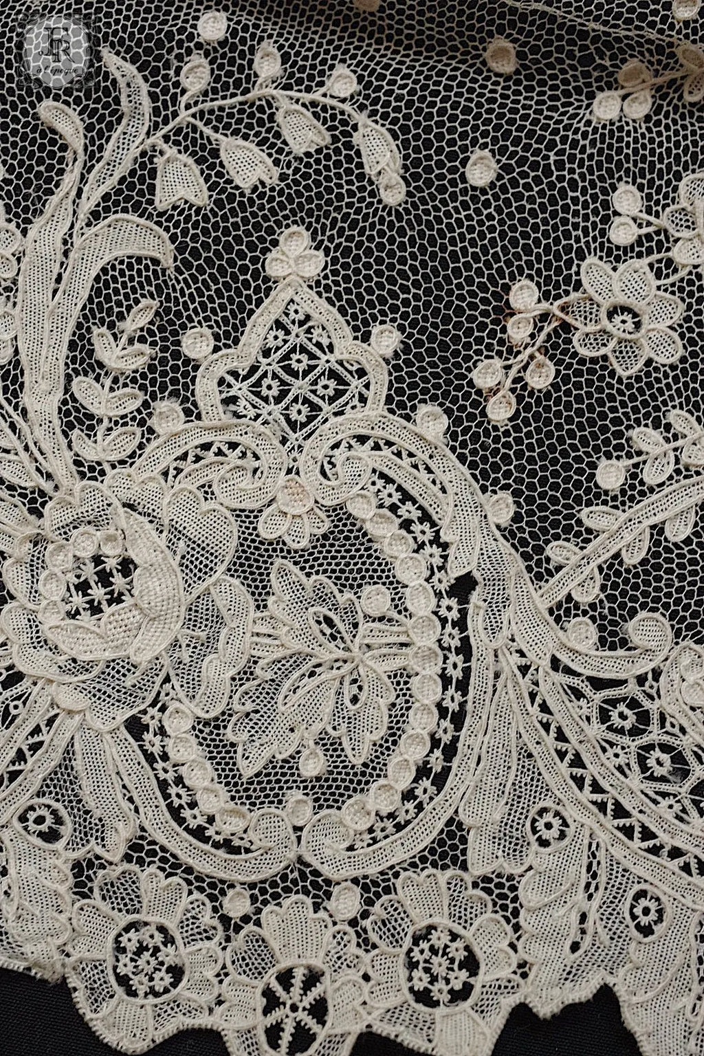 アンティークレース　dentelle ancienne antique lace アランソン .FR a l'epoque