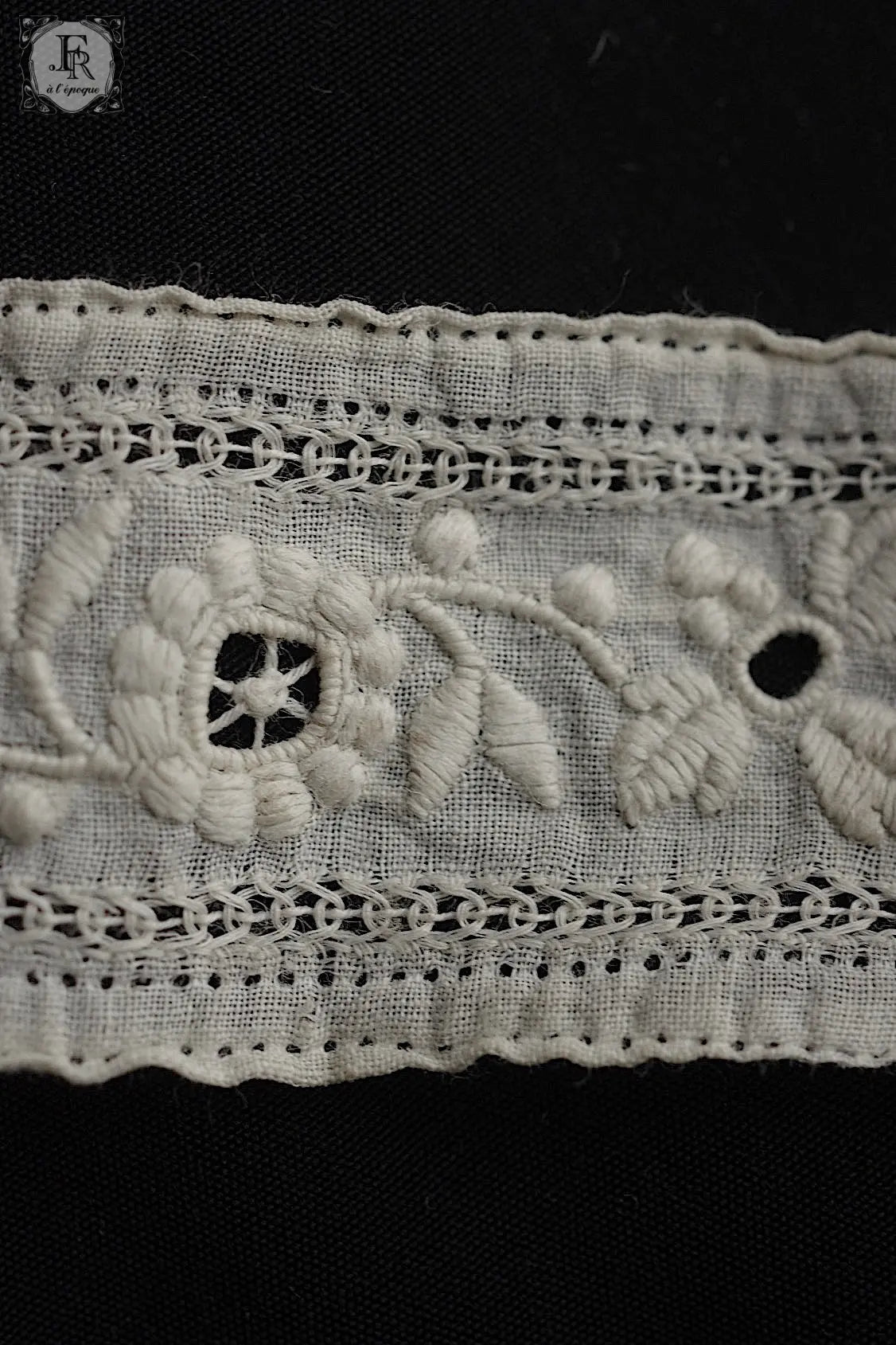 アンティークレース　dentelle ancienne antique lace  刺繍テープ .FR a l'epoque