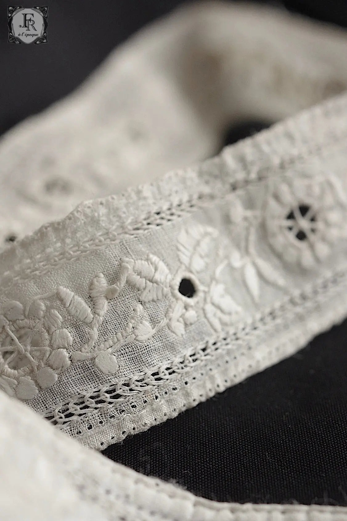 アンティークレース　dentelle ancienne antique lace  刺繍テープ .FR a l'epoque