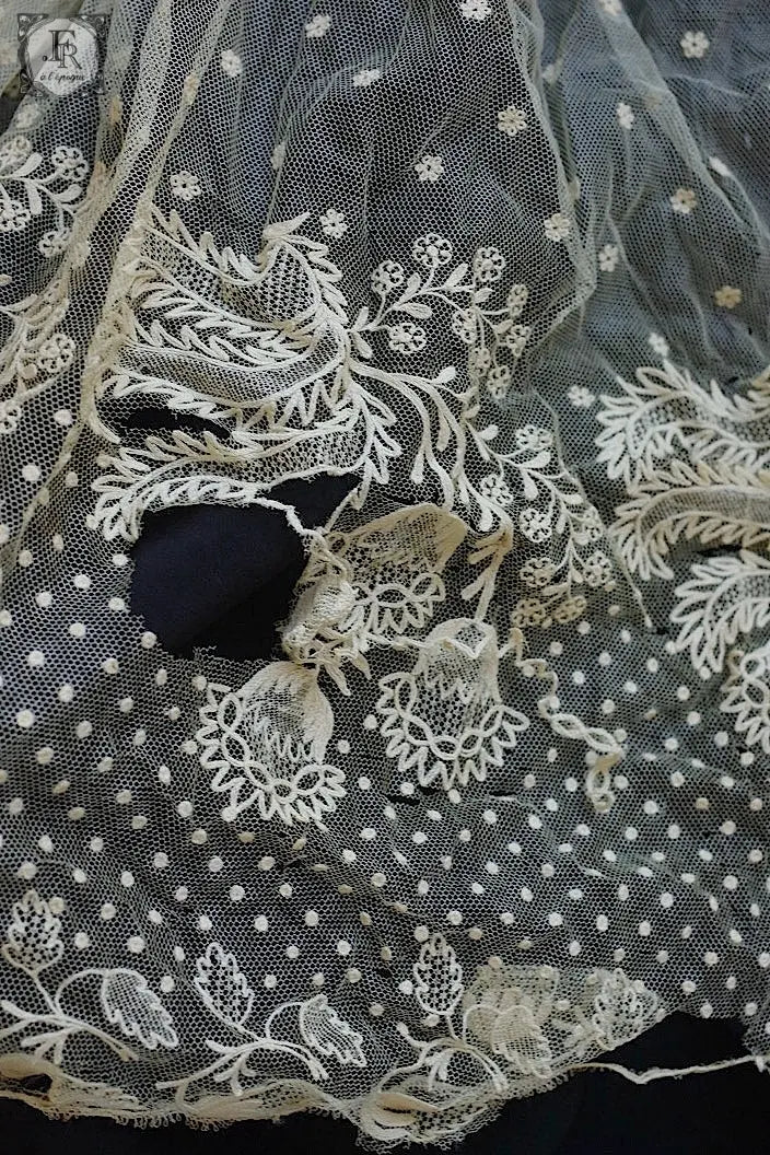 アンティークレース　dentelle ancienne lots 1 .FR a l'epoque