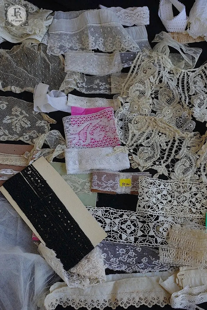 アンティークレース　dentelle ancienne lots 2 .FR a l'epoque