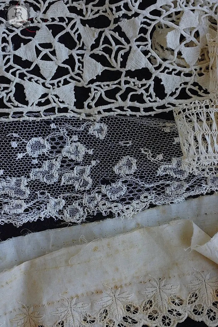 アンティークレース　dentelle ancienne lots 2 .FR a l'epoque