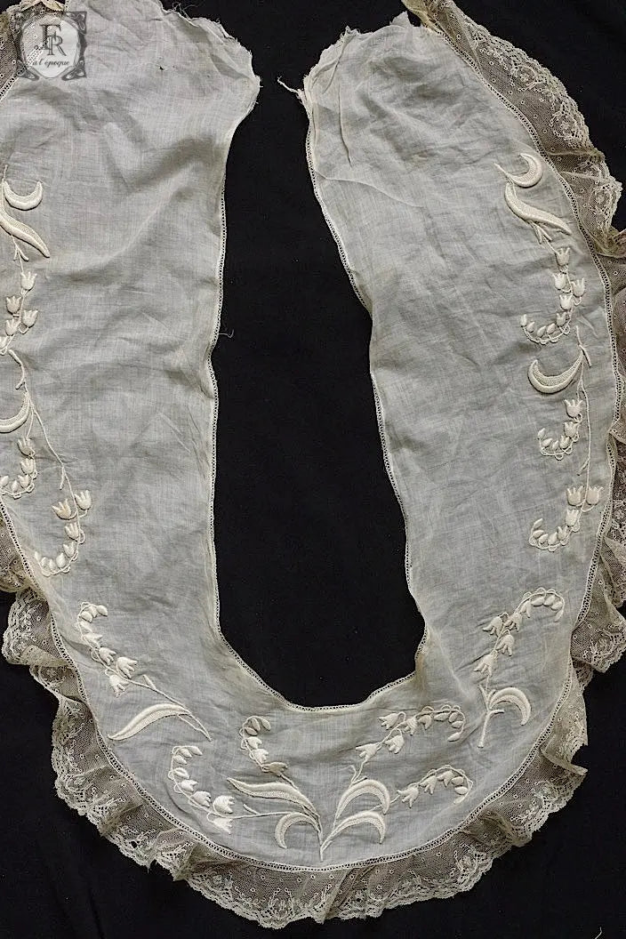 アンティークレース　dentelle ancienne　襟型　ジャボ型 .FR a l'epoque
