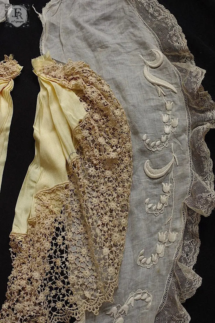 アンティークレース　dentelle ancienne　襟型　ジャボ型 .FR a l'epoque