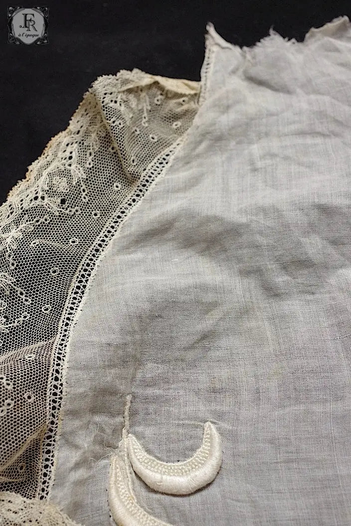 アンティークレース　dentelle ancienne　襟型　ジャボ型 .FR a l'epoque