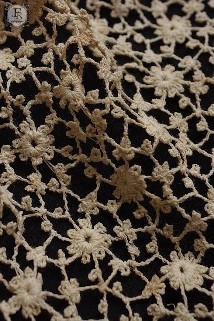 アンティークレース　dentelle ancienne　襟型　ジャボ型 .FR a l'epoque