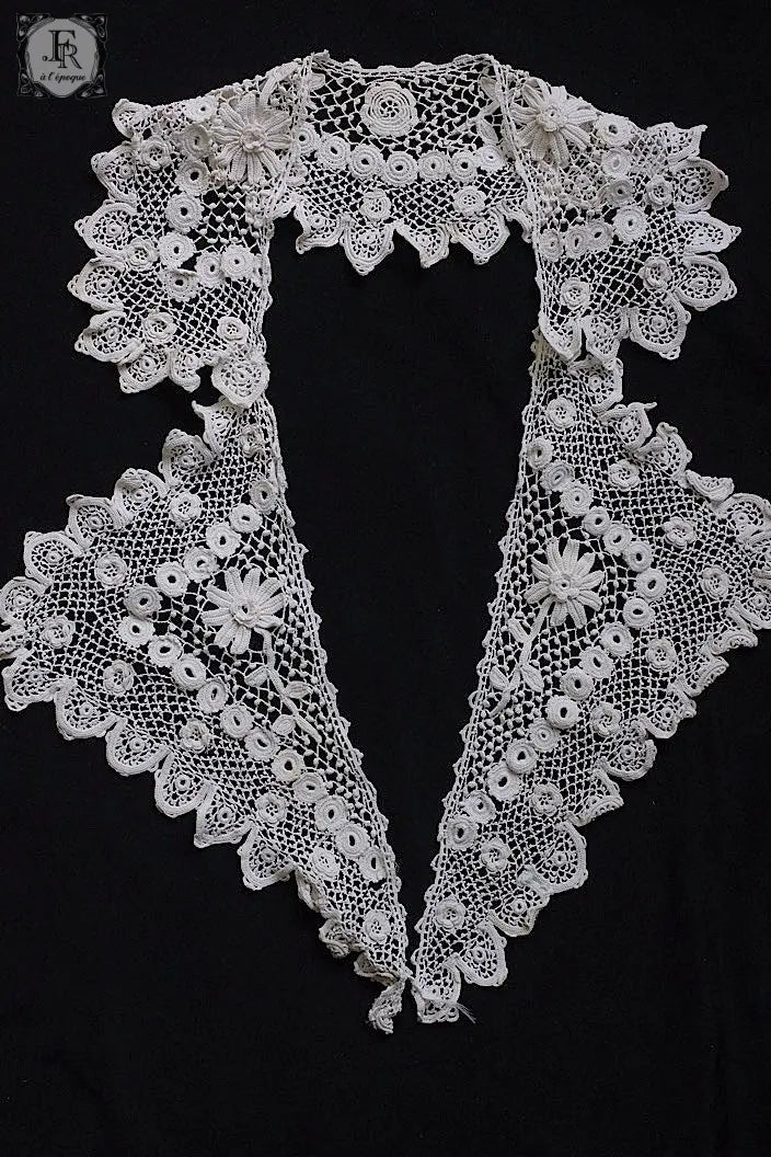 アンティークレース　dentelle ancienne　クロシェレース襟 .FR a l'epoque