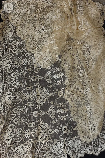 アンティークレース　dentelle ancienne　ブロンドレース　ショール .FR a l'epoque