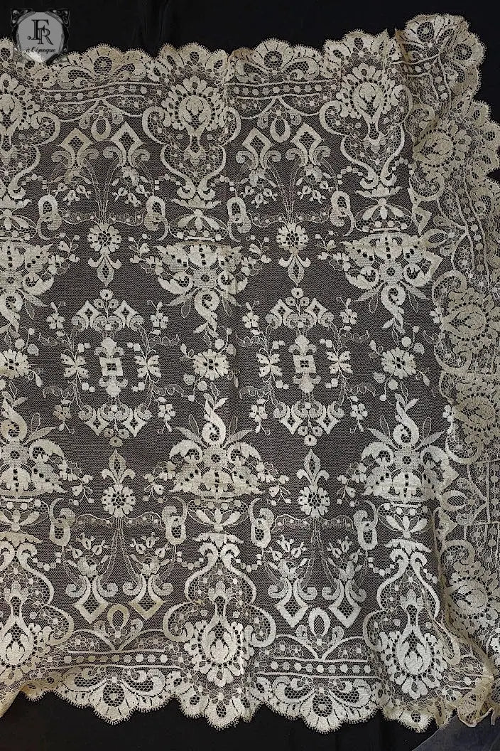 アンティークレース　dentelle ancienne　ブロンドレース　ショール .FR a l'epoque