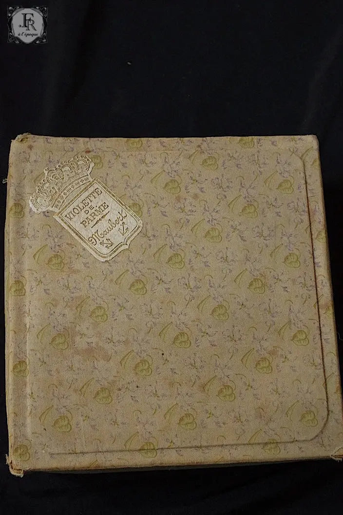 アンティークレース　dentelle ancienne　箱＋レース４種 .FR a l'epoque