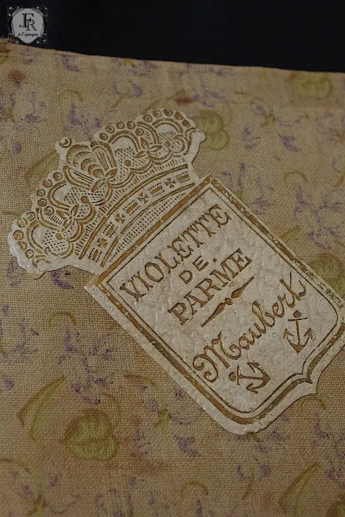 アンティークレース　dentelle ancienne　箱＋レース４種 .FR a l'epoque