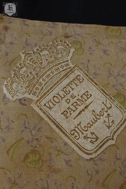 アンティークレース　dentelle ancienne　箱＋レース４種 .FR a l'epoque