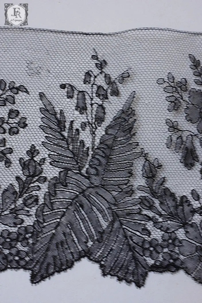 アンティークレース　dentelle ancienne　シャンティイレース .FR a l'epoque