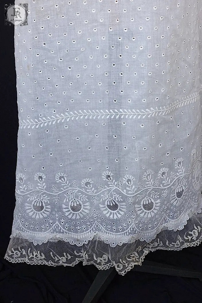 アンティークレース　dentelle ancienne　スカート素材 .FR a l'epoque