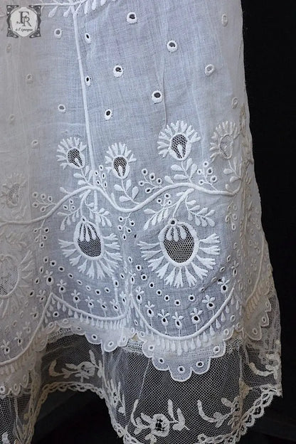 アンティークレース　dentelle ancienne　スカート素材 .FR a l'epoque