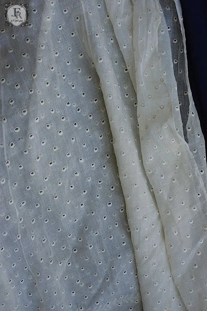 アンティークレース　dentelle ancienne　スカート素材 .FR a l'epoque