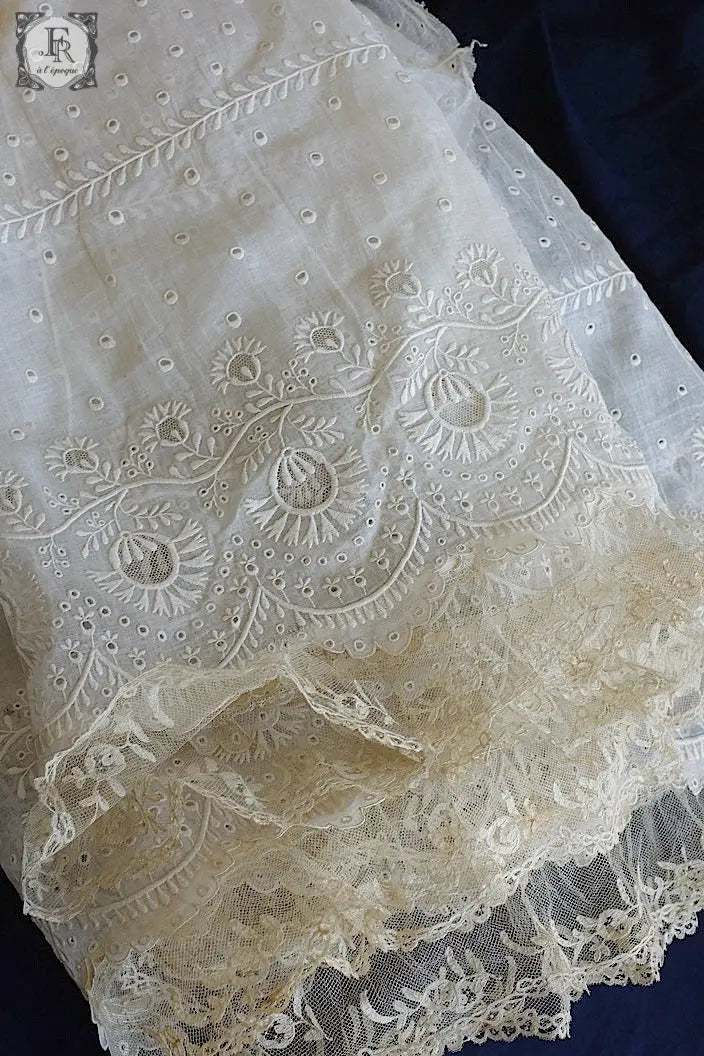 アンティークレース　dentelle ancienne　スカート素材 .FR a l'epoque