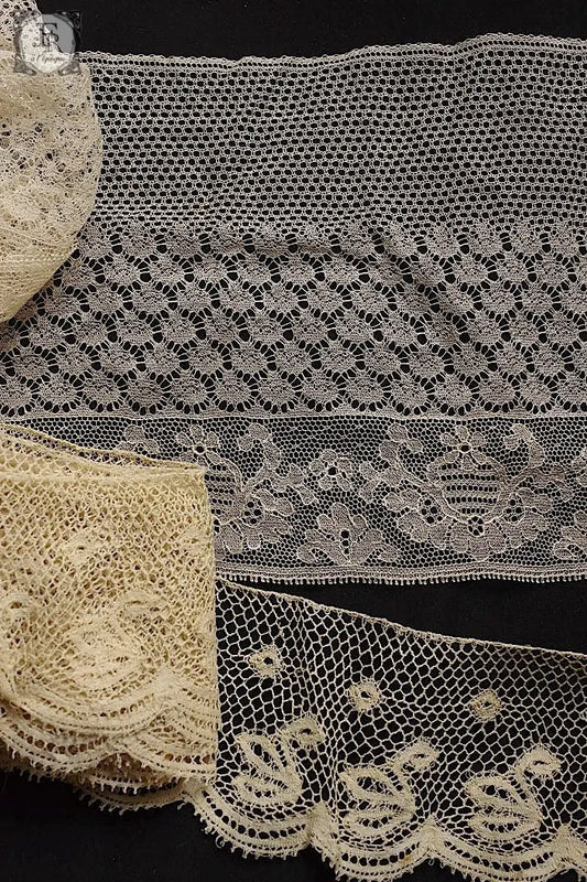 アンティークレース　dentelle ancienne　140cm 490cm .FR a l'epoque