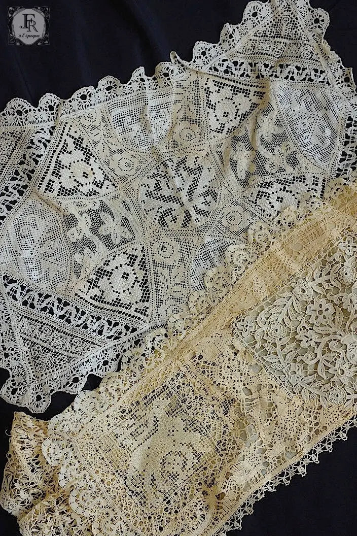 アンティークレース　dentelle ancinne カバー＋クロス .FR a l'epoque