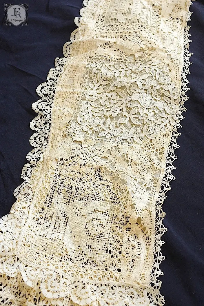 アンティークレース　dentelle ancinne カバー＋クロス .FR a l'epoque